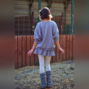 Softest Selkie Raglan Sweatshirt in Rouje red Small